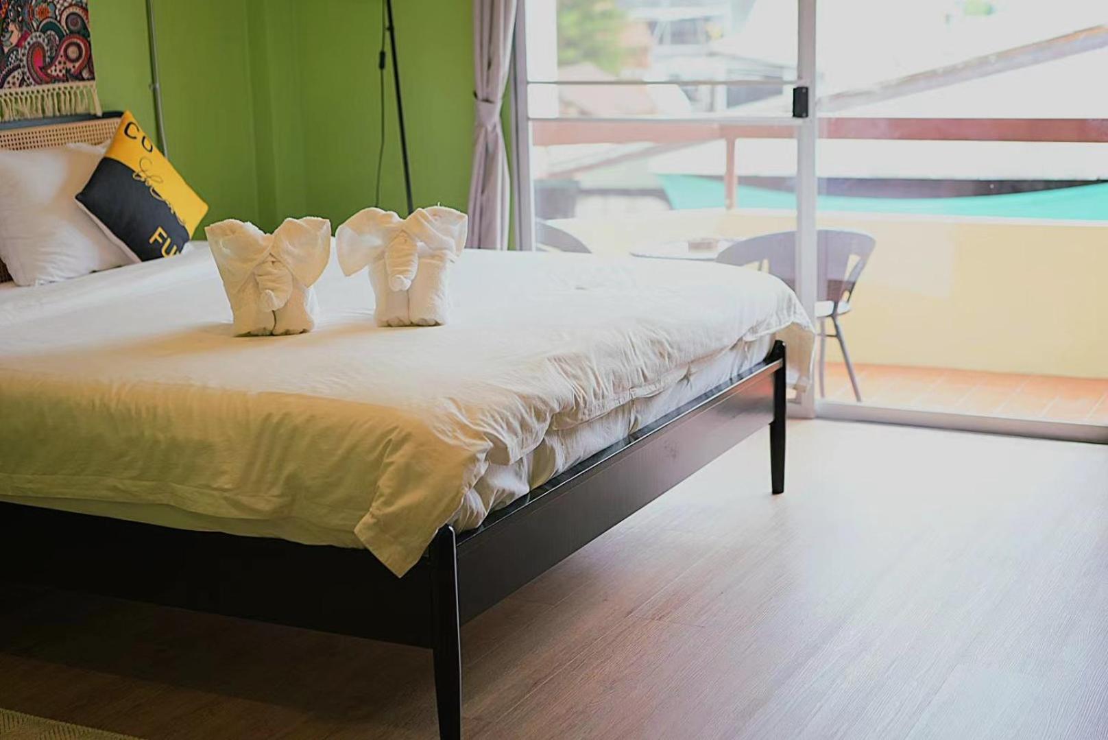 Elegant Lanna Guesthouse Chiang Mai Exterior photo